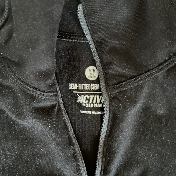 Old navy active 1/2 zip pullover - Picture 2 of 3